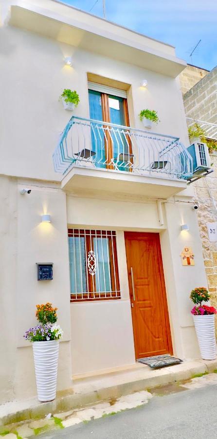 Casa Dei Fiori Villa Каровиньо Екстериор снимка